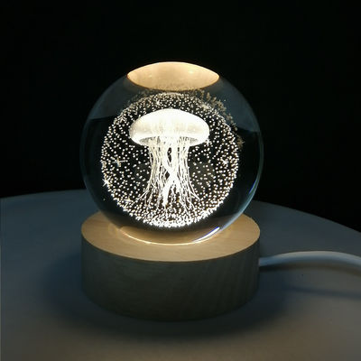 OEM 목재 크리스탈 볼 USB 전원 LED 빛 크리스탈 볼 동상 공예품 서드 홈 장식품