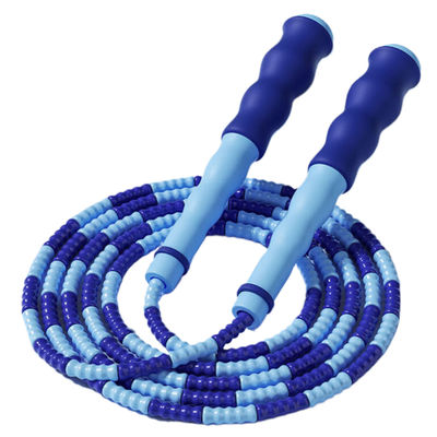 부드러운 비즈 나일론 로프와 편안한 그립과 효과적인 운동을 보장하는 물결 모양 손잡이 디자인의 길이 조절 점프 로프